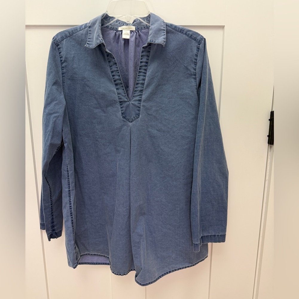 Garnet Hill Light Blue V-Neck Top
